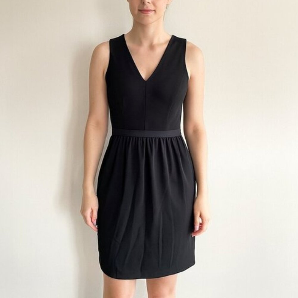 Derek Lam Black V-Neck Sleeveless Fit Flare Dress Made Italy, Women Sz  0